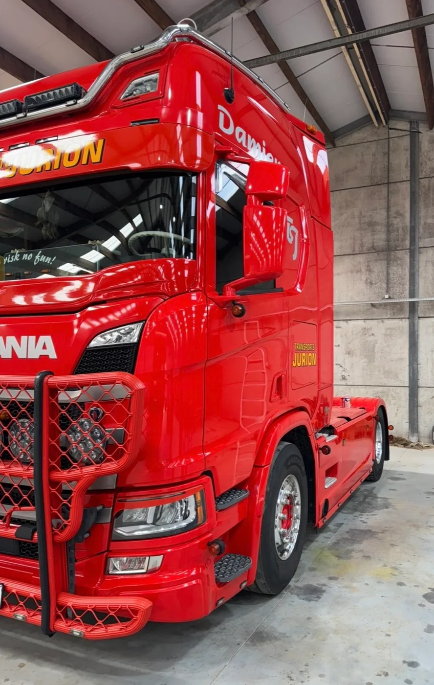 Scania S « Jurion » — Polissage complet