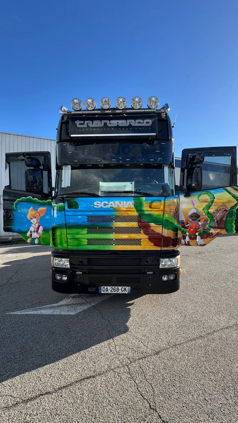 Scania « Transarco » — Polissage complet